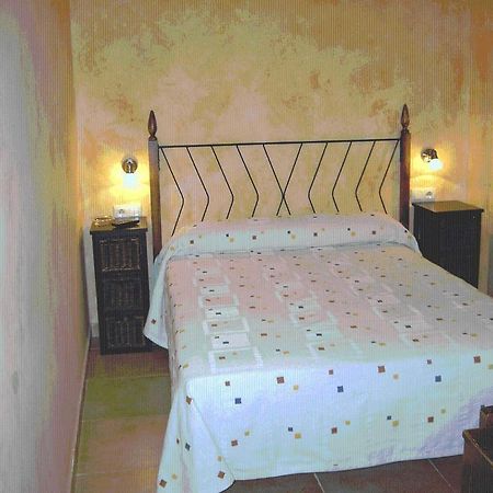 Albelda De Iregua Hostal Valle Del Iregua חדר תמונה